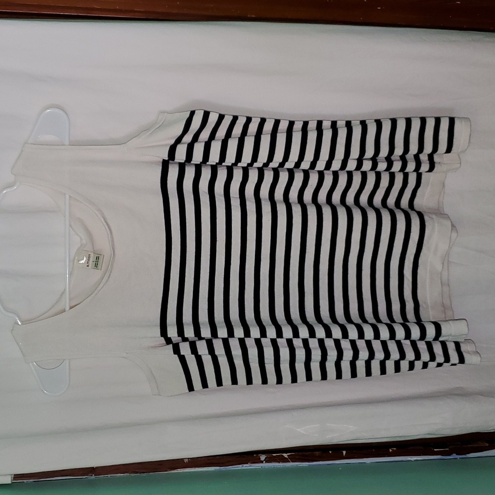 💥3/$10  A.Moon Striped Cold Shoulder Sweater  Sz L